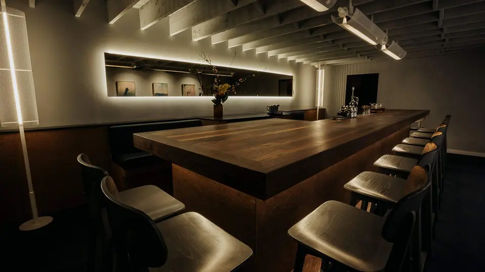 Above Board, bar in Melbourne (photo 1)