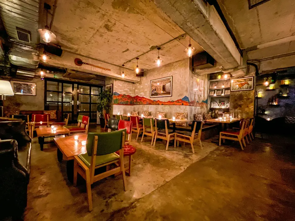 COA, bar in Hong Kong (photo 1)