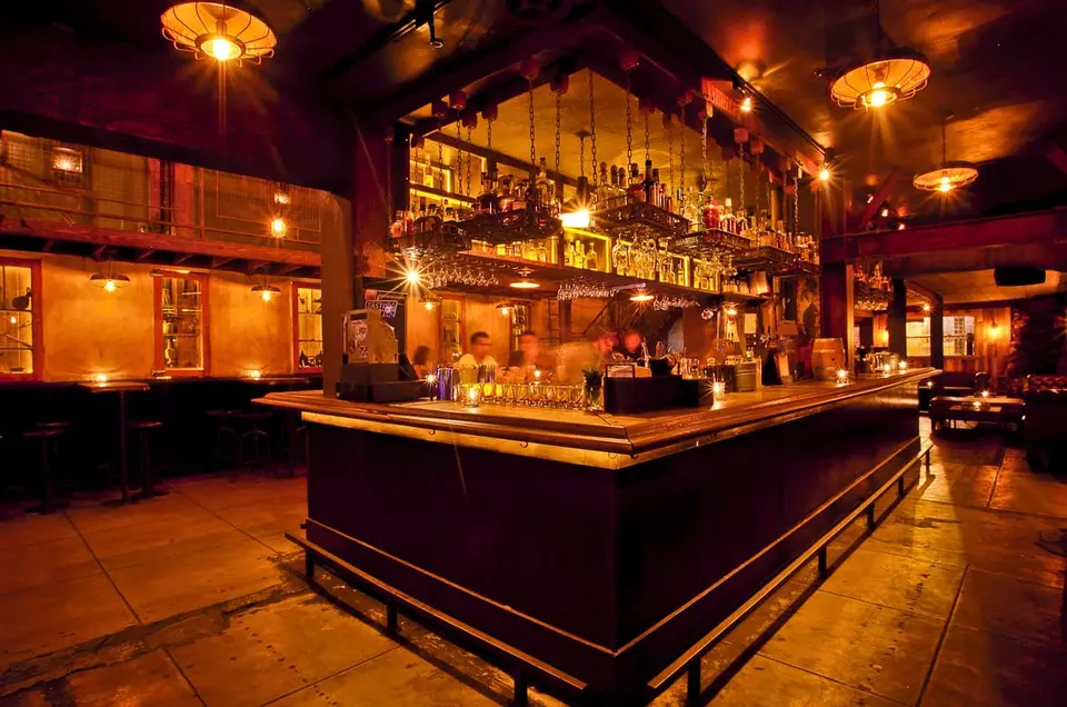 Harvard & Stone, bar in Los Angeles (photo 1)