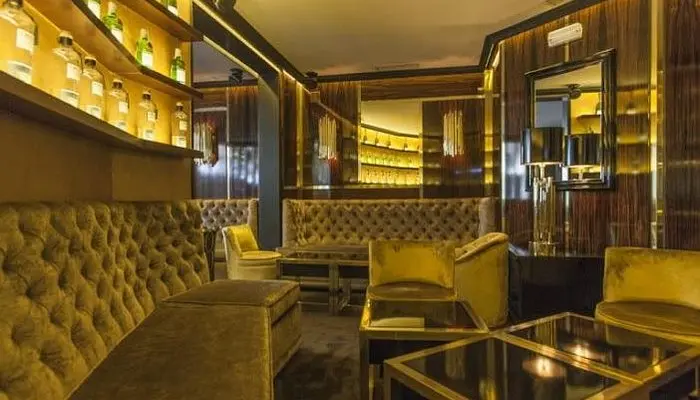 Solange, bar in Barcelona (photo 1)