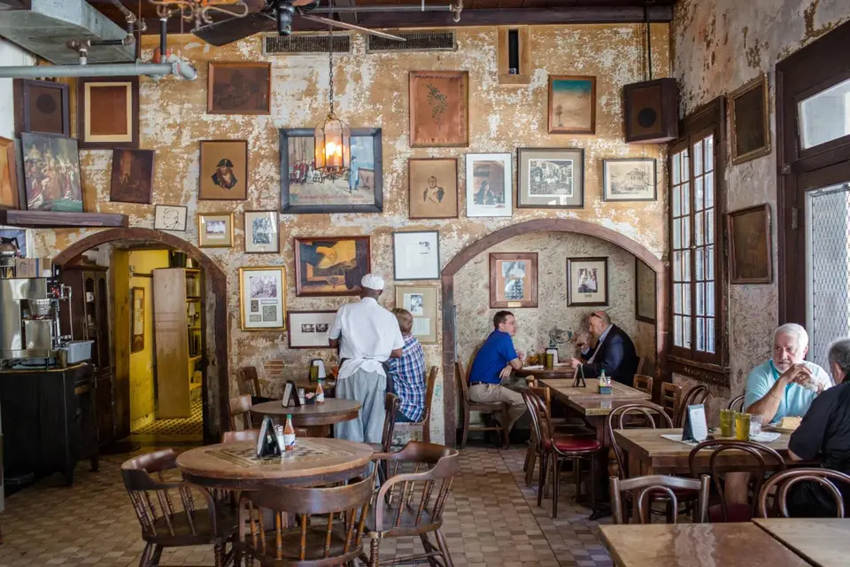 Bar Tonique, bar in New Orleans (photo 1)