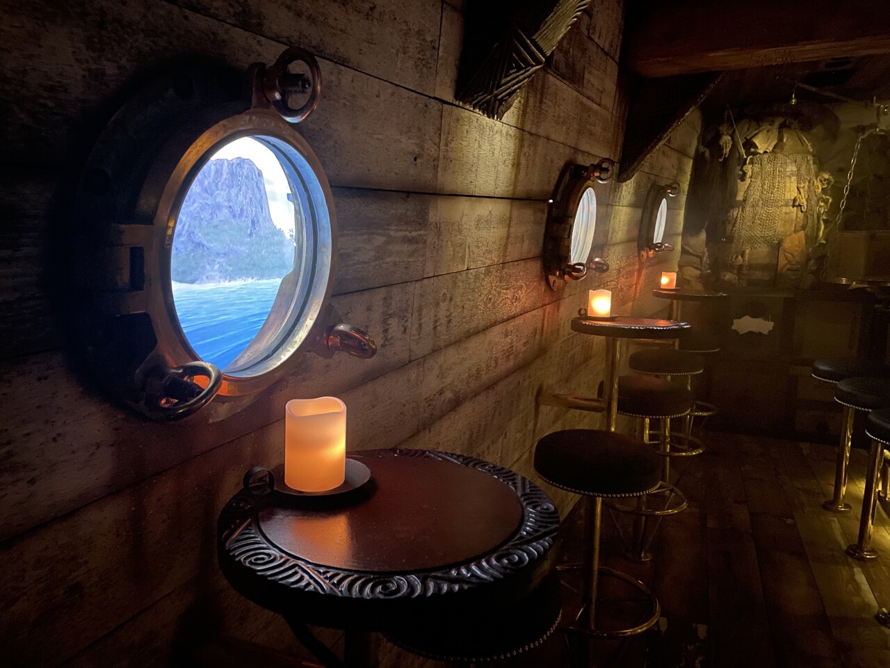 UnderTow - Thumbnail 2