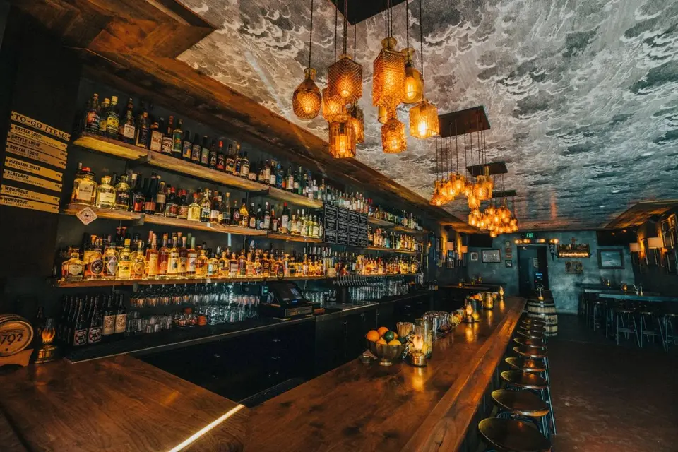 Holy Water, bar in San Francisco (photo 1)