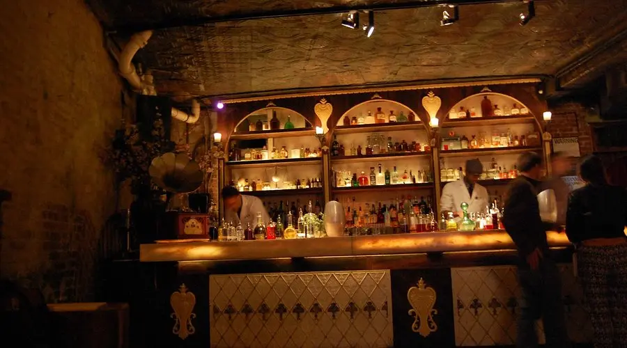 Apotheke, bar in New York City (photo 1)