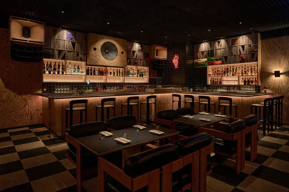 Honeycomb Hi-Fi, bar in Dubai (photo 1)
