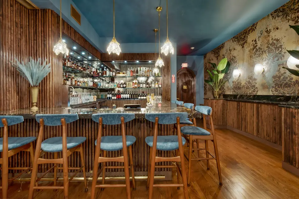 Next Door Speakeasy & Raw Bar, bar in Boston (photo 1)