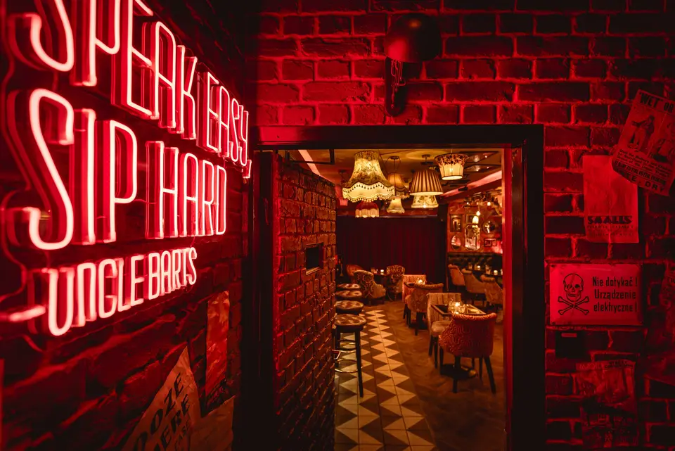 Barts, bar in London (photo 1)