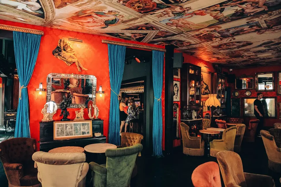 Pensão Amor, bar in Lisbon (photo 1)