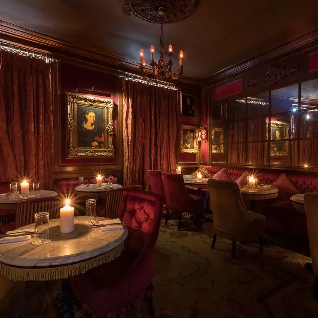 Peruke & Periwig, bar in Dublin (photo 1)