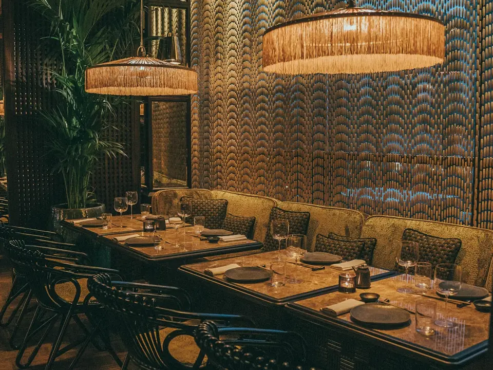 Mimi Kakushi, bar in Dubai (photo 1)