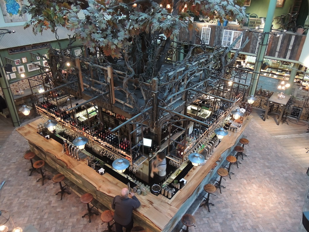 The Botanist - Thumbnail 2