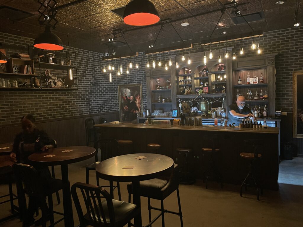 The Lock Speakeasy at Horseshoe - Thumbnail 2