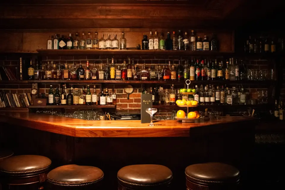 Bathtub Gin & Co., bar in Seattle (photo 1)