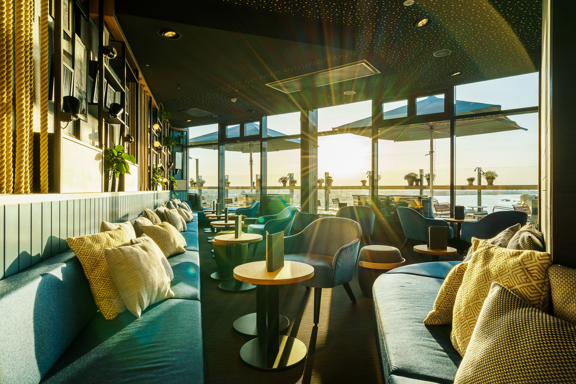 KAI40 Rooftop Bar - Thumbnail 3