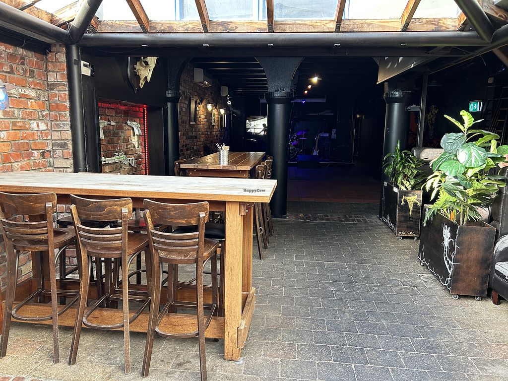 Underworld Tavern - Thumbnail 2