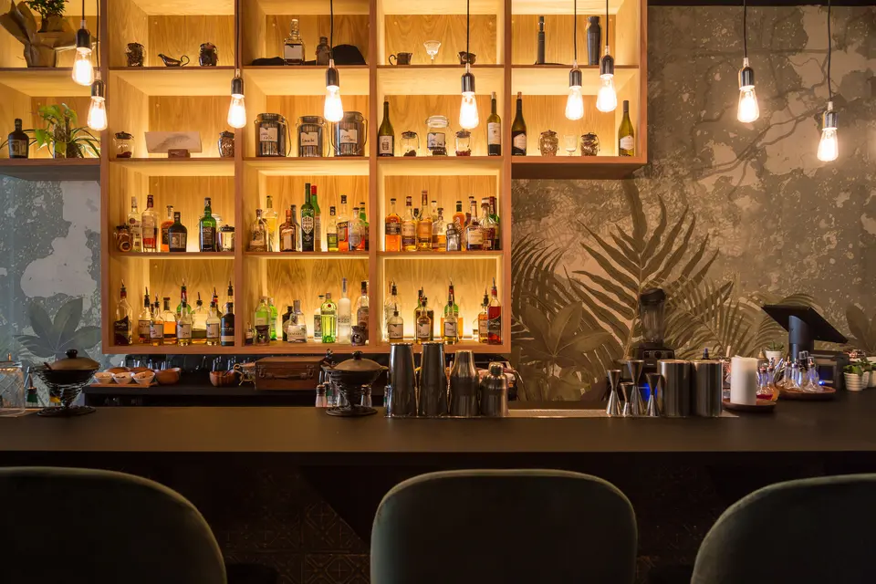 Mother, bar in Toronto (photo 1)