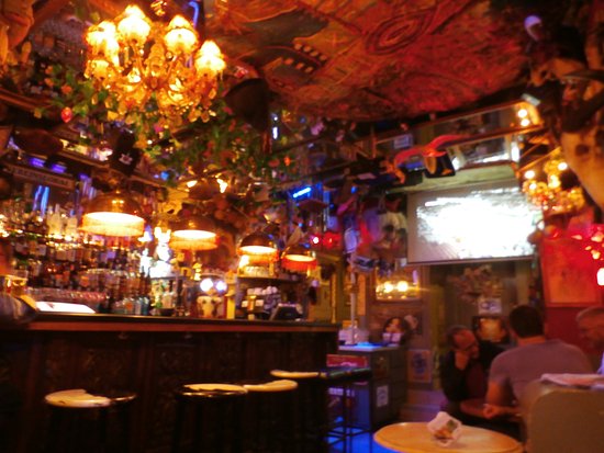 Schluggstube Antiquitätenbar - Thumbnail 2