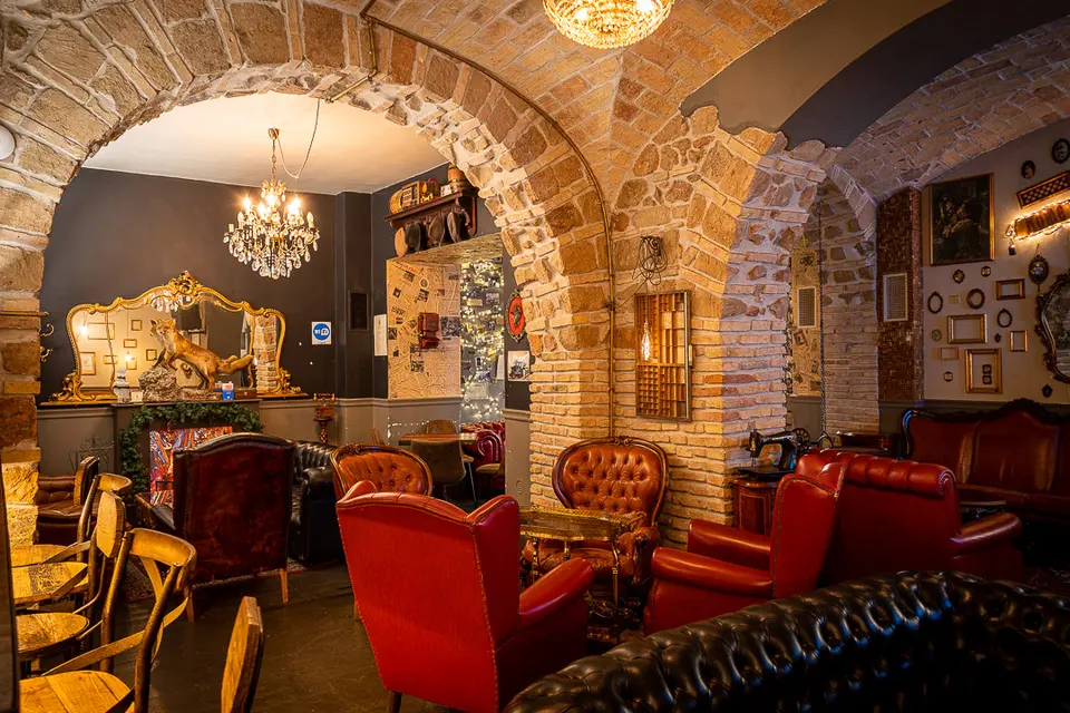 The Race Club, bar in Rome (photo 1)