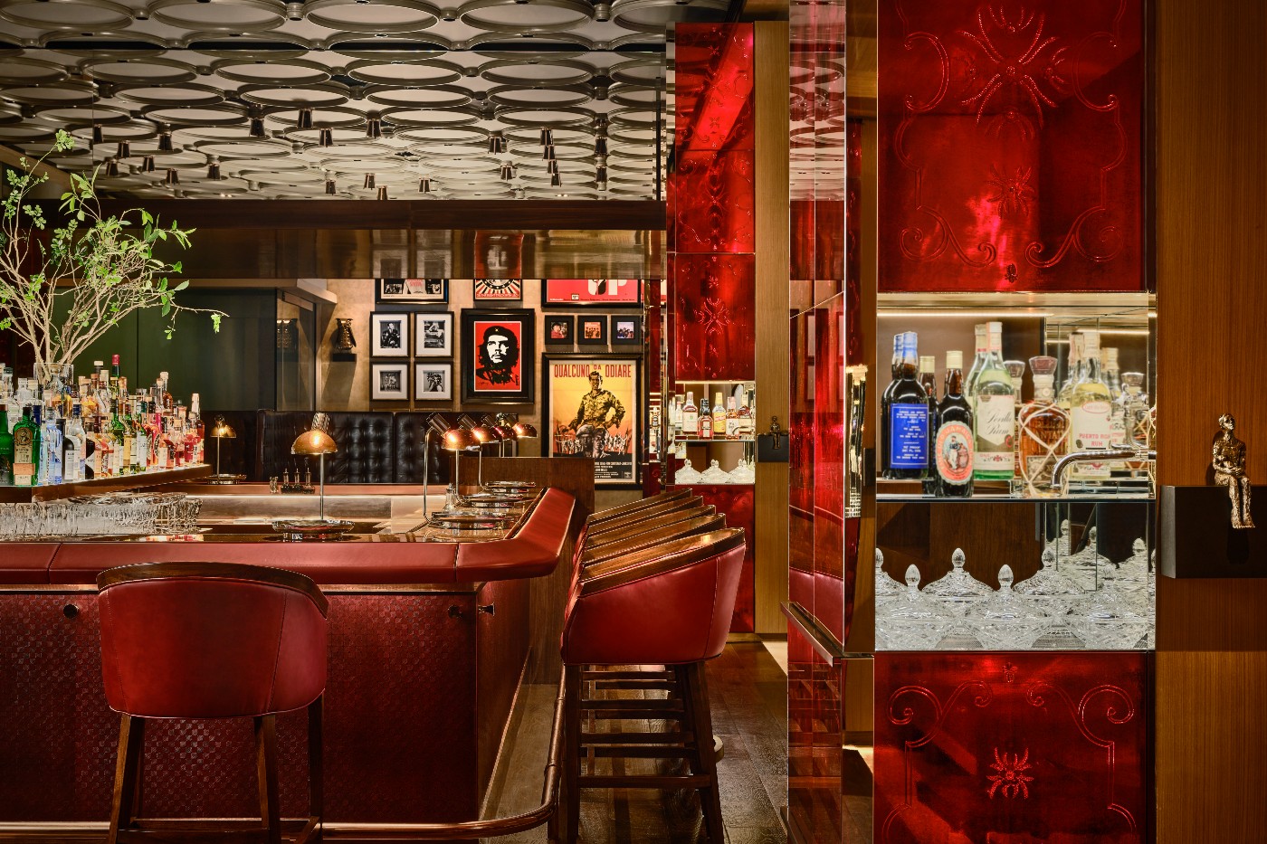 Republic Bar - Thumbnail 2