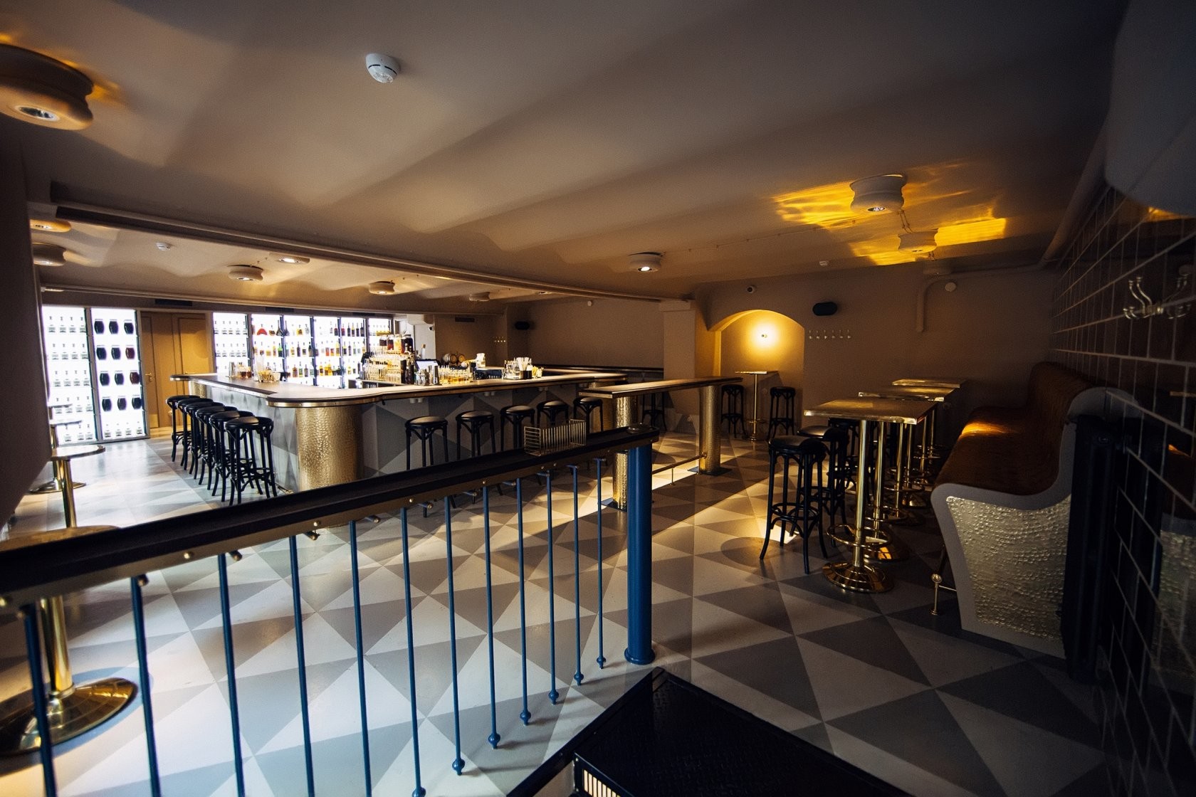 Orthodox Bar - Thumbnail 3