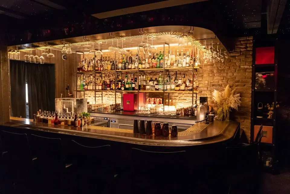 Here Nor There, bar in Austin (photo 1)