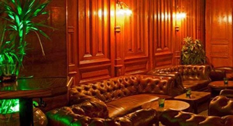 Kruger's American Bar - Image 1