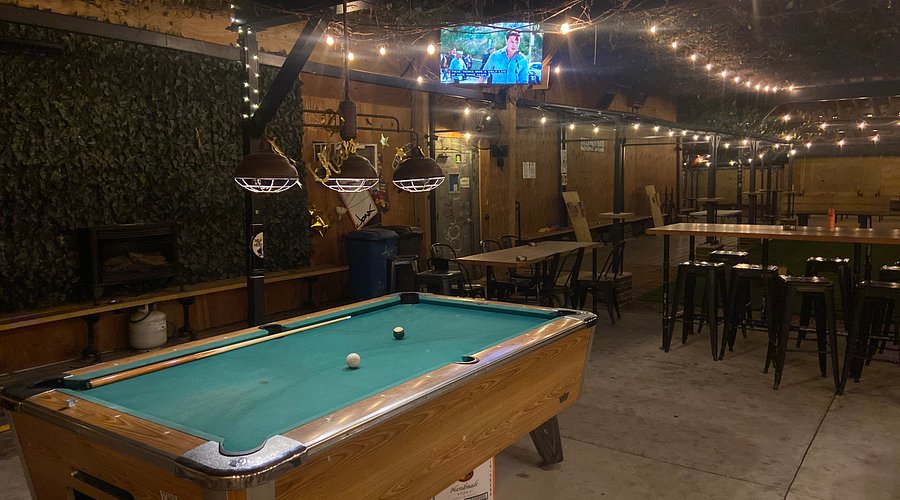 Trixie's Bar - Thumbnail 3