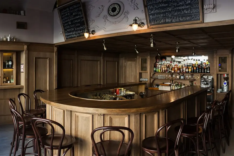 Apotheke Bar, bar in Saint Petersburg (photo 1)