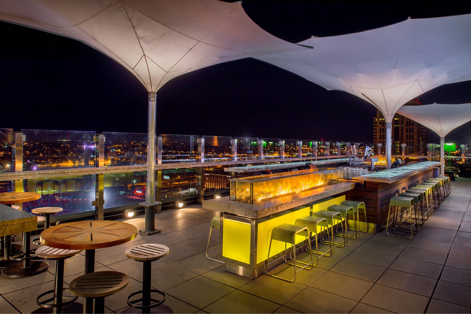 Three Sixty Rooftop Bar - Thumbnail 3