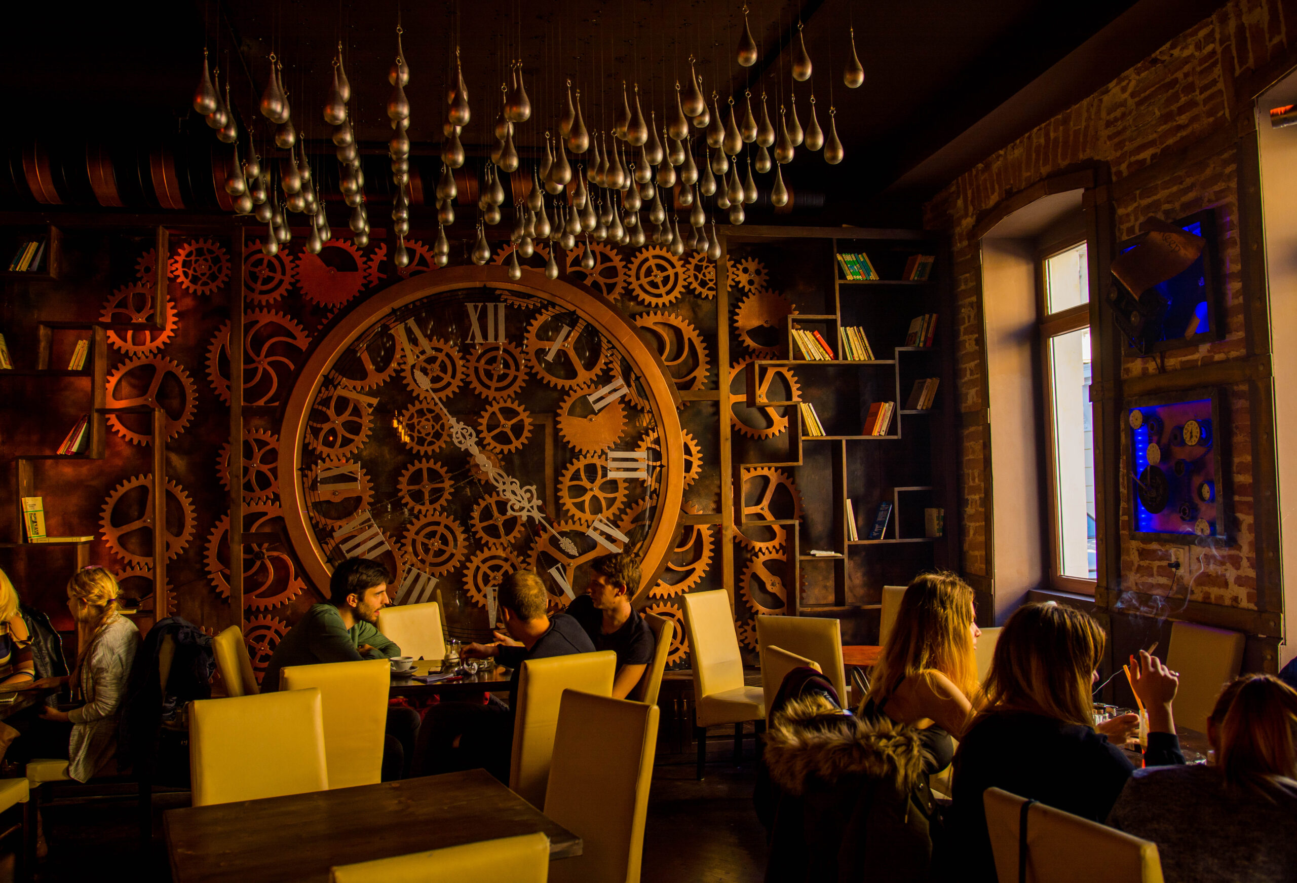 Enigma Café - Thumbnail 2