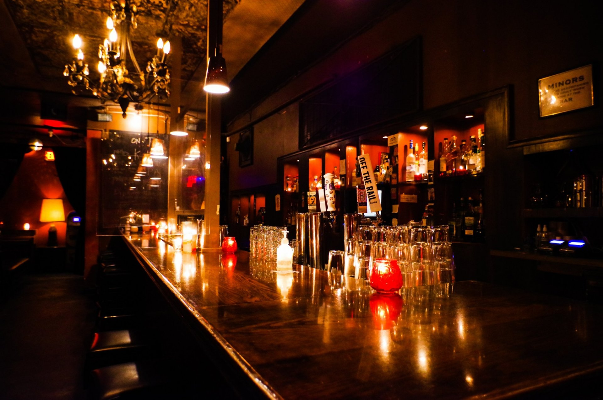 The Narrow Lounge - Thumbnail 2