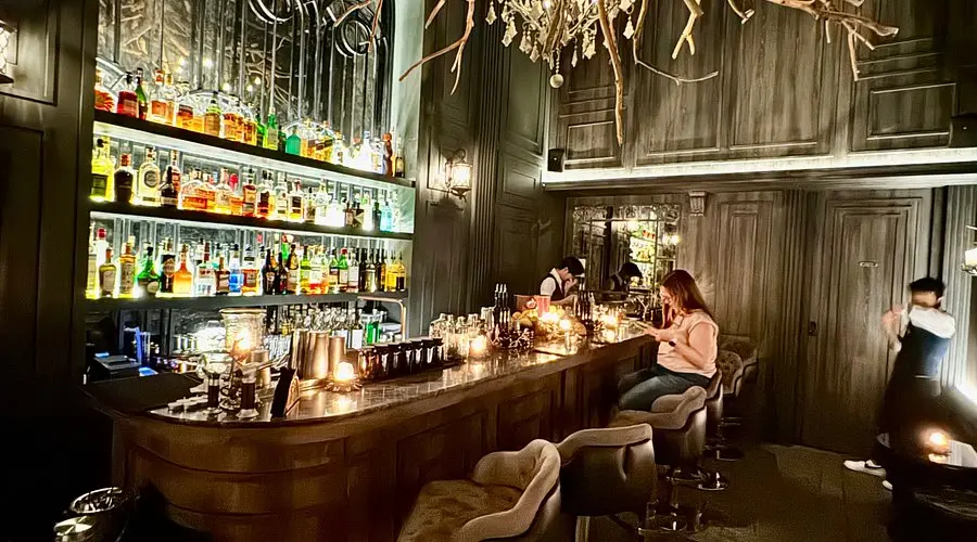 HEX, bar in Bangkok (photo 1)