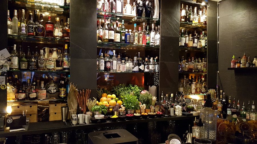 Zephyr Bar - Image 1