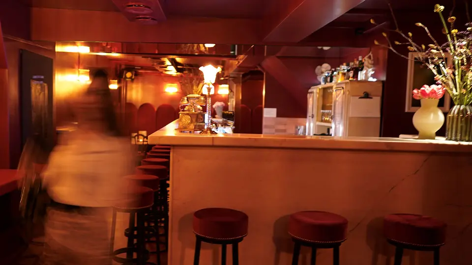 Derrière, bar in Basel (photo 1)