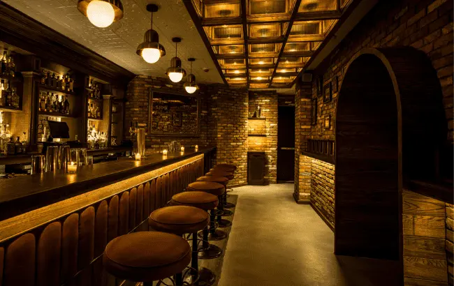 Sip & Guzzle, bar in New York City (photo 1)