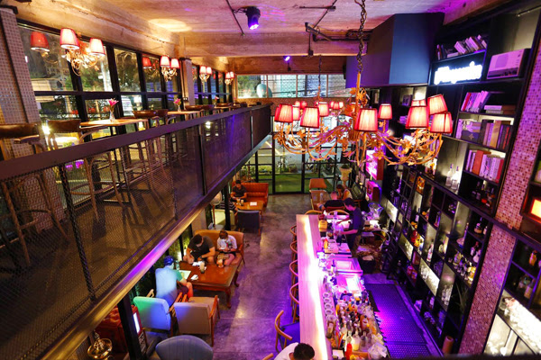 The Library Bar - Image 1