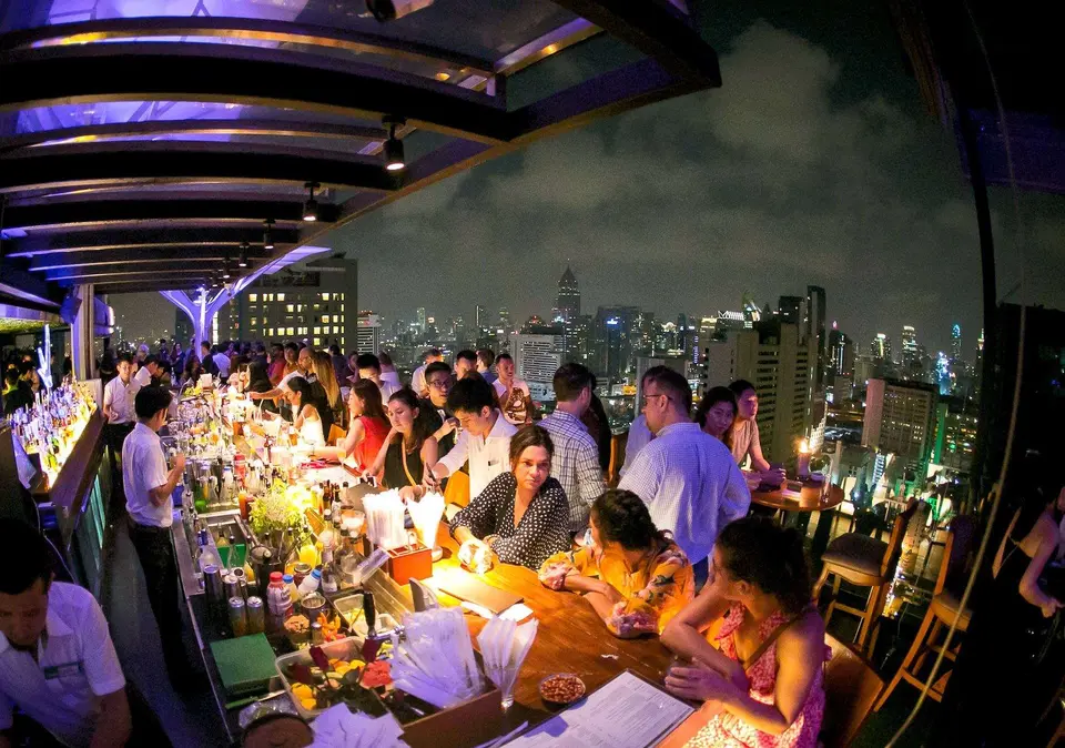 Above Eleven, bar in Bangkok (photo 1)