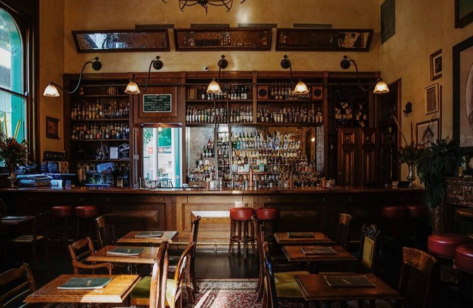 The Gresham Bar - Image 1