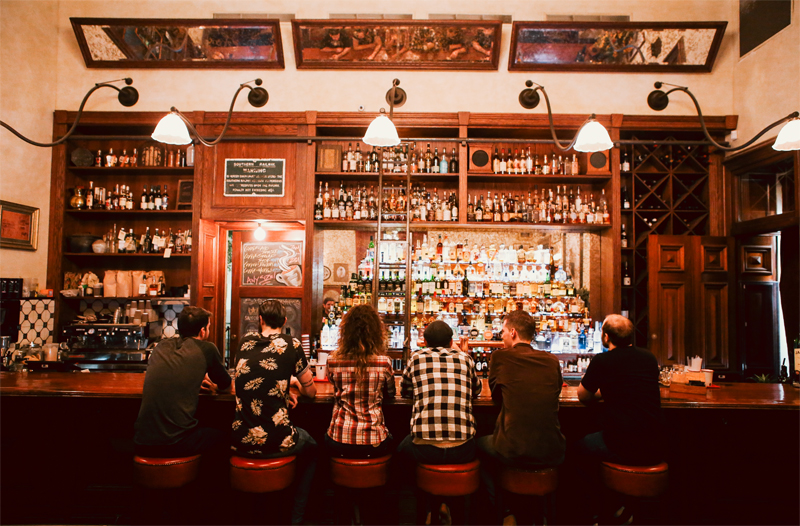 The Gresham Bar - Thumbnail 2
