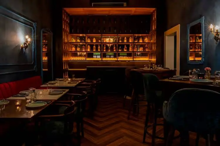 Slink & Bardot, bar in Mumbai (photo 1)