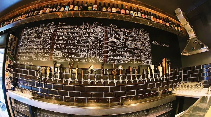 RULE Taproom, bar in Moscow (photo 1)