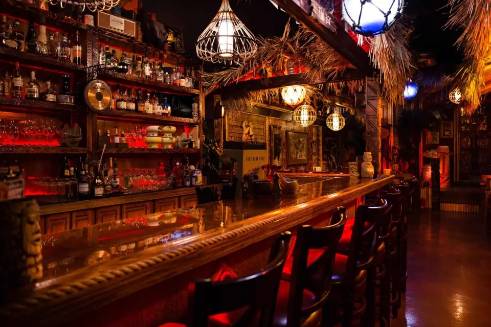 The Shameful Tiki Room, bar in Vancouver (photo 1)