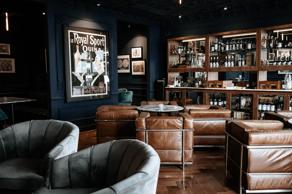 The Compass Bar by Curator, bar in Shenzhen (photo 1)