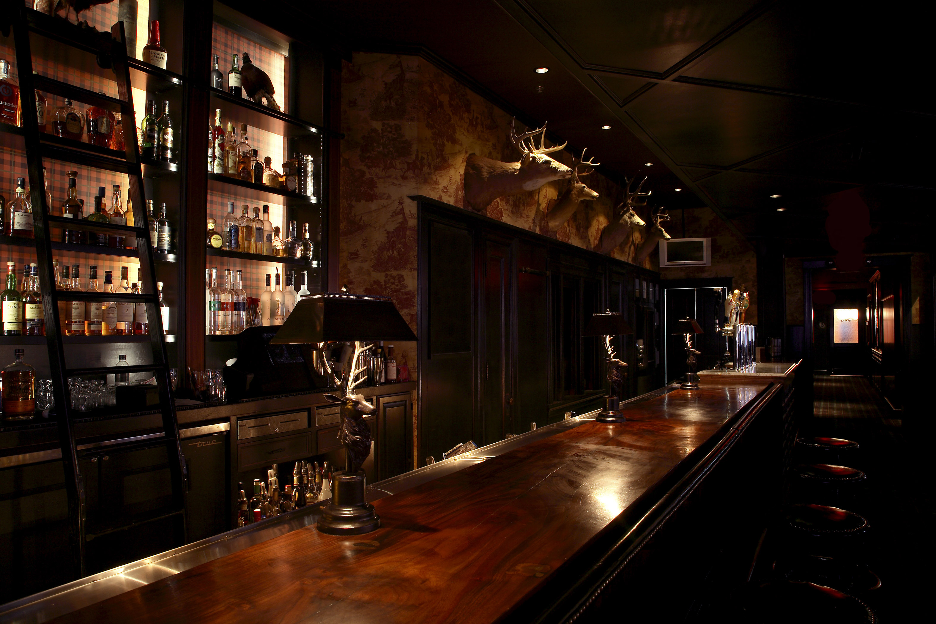 Seven Grand - Thumbnail 2