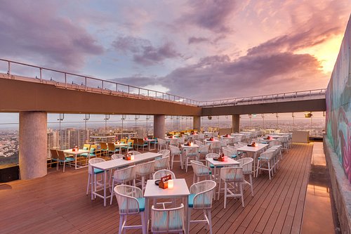 High Ultra Lounge - Thumbnail 2