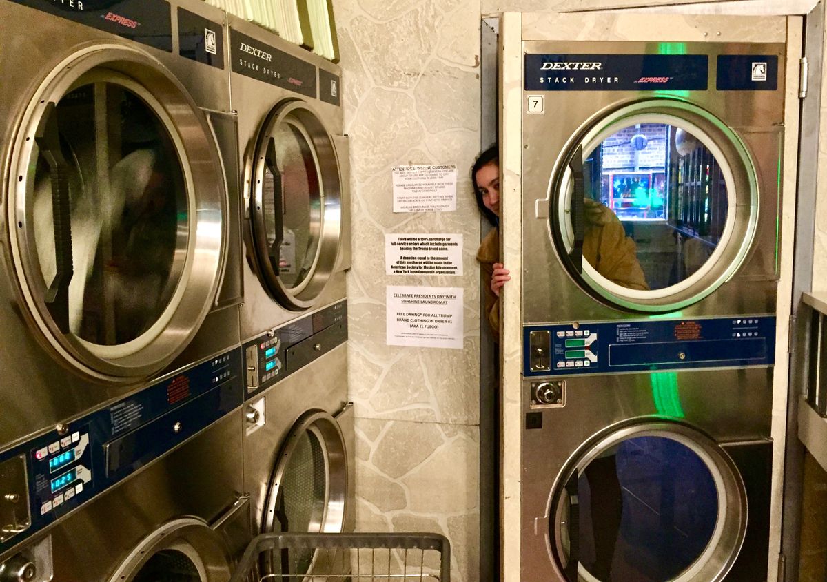 Sunshine Laundromat & Pinball - Image 1