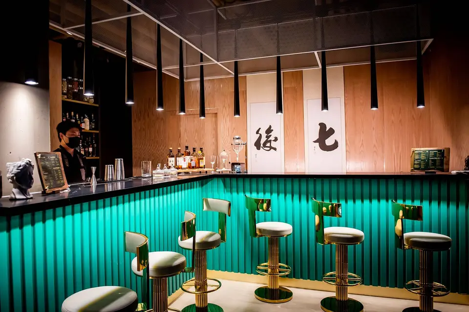 After Seven, bar in Toronto (photo 1)