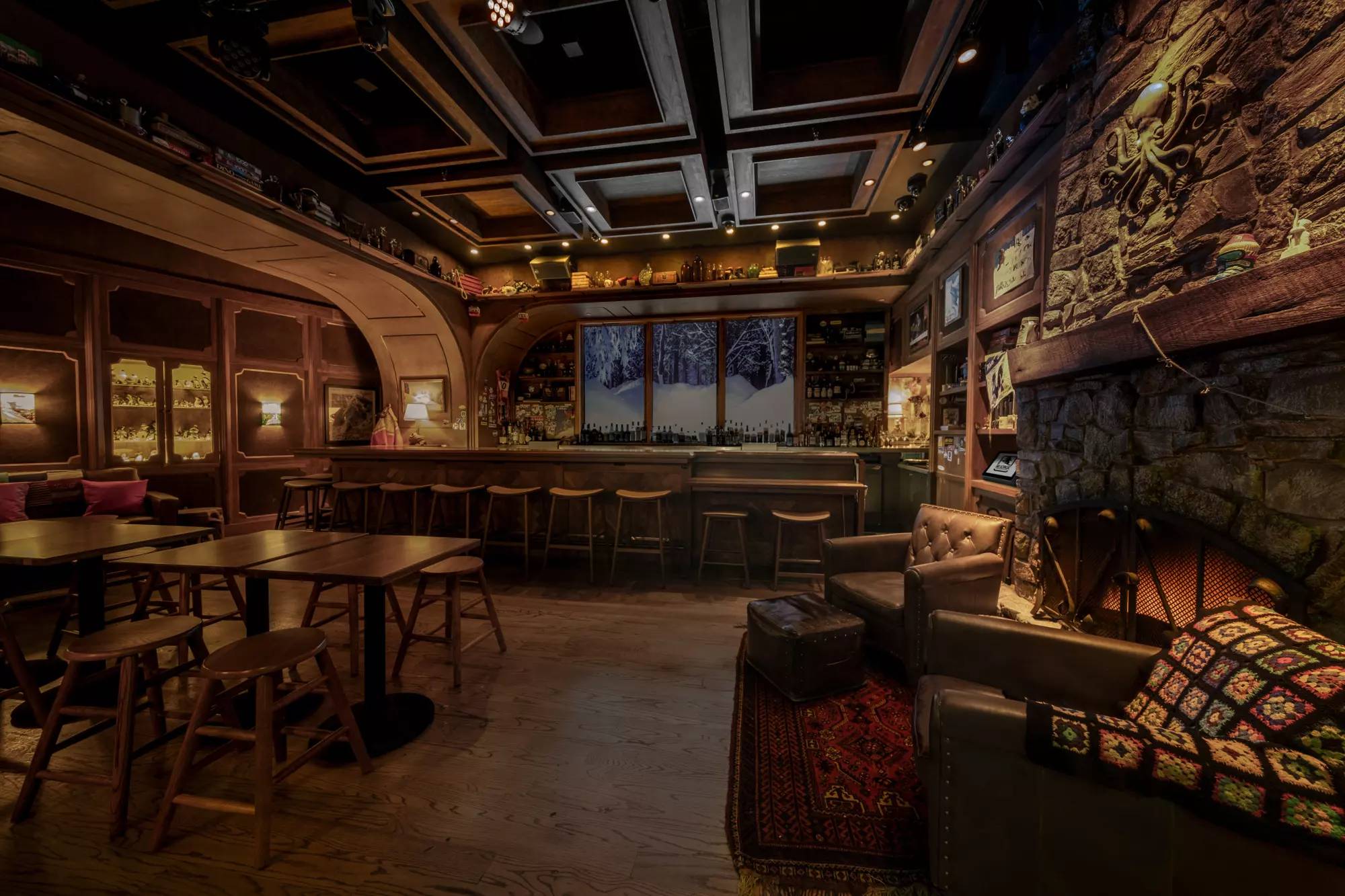 Ski Lodge - Image 1