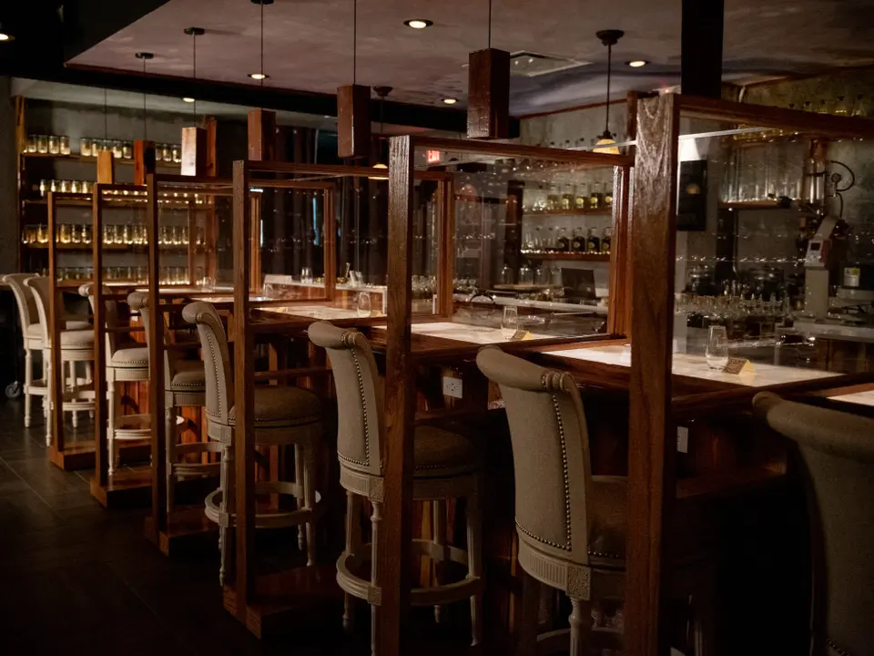 Diversión, bar in Houston (photo 1)