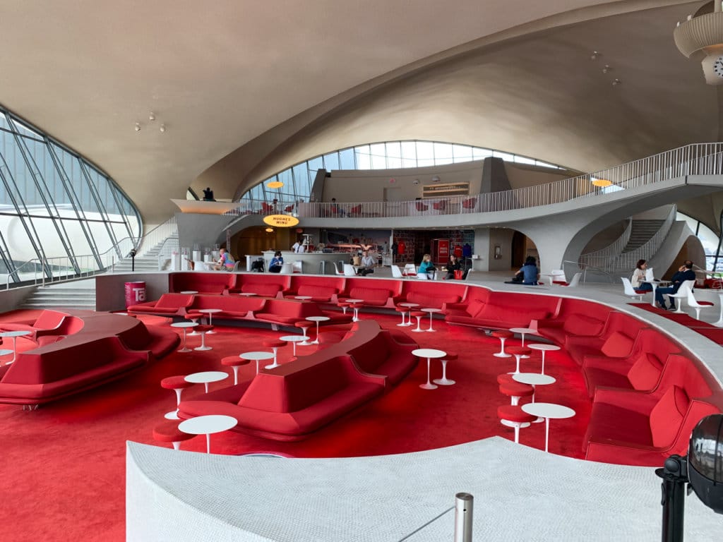 The Sunken Lounge (TWA Hotel) - Thumbnail 3